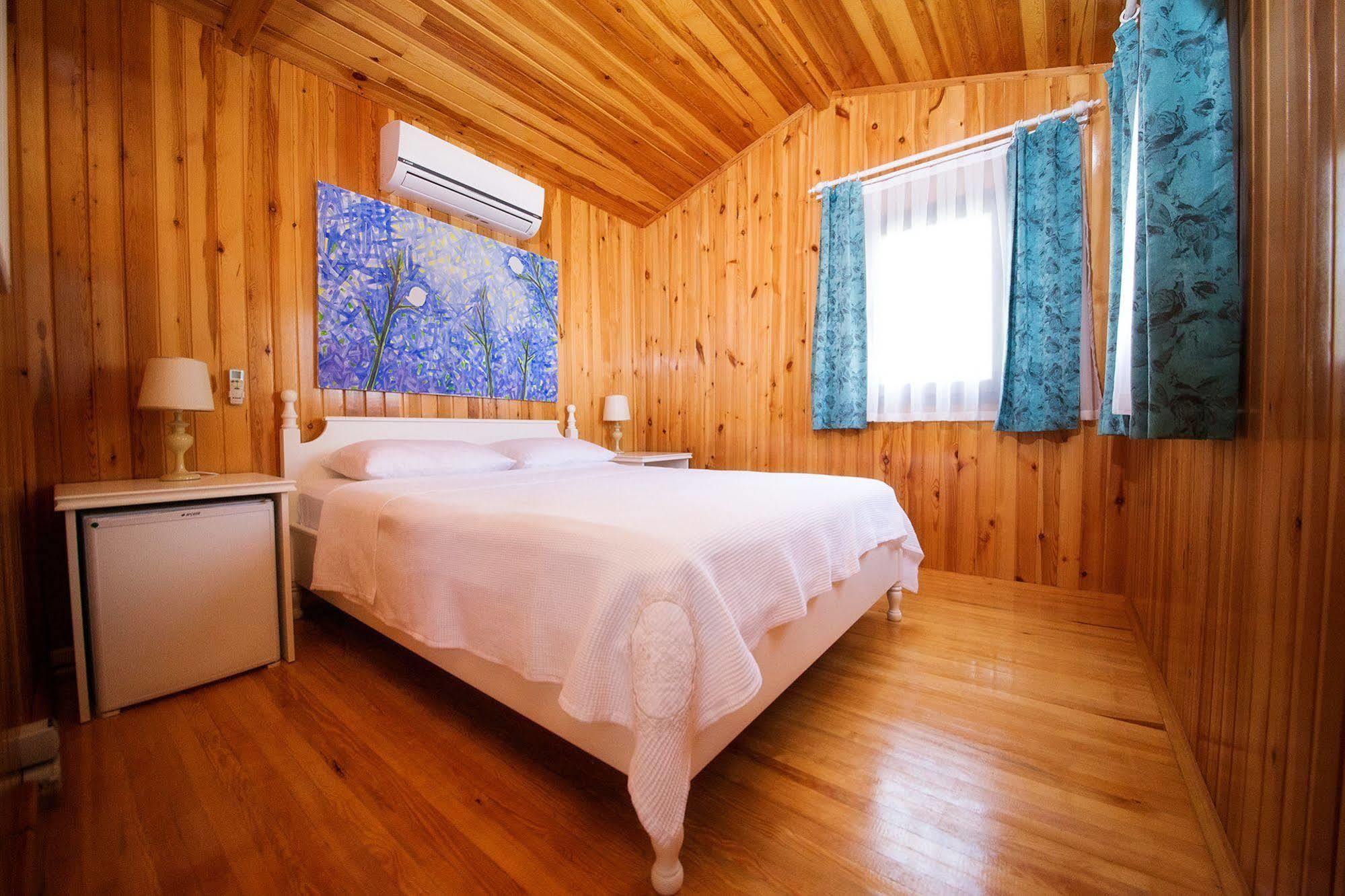 Bal Badem Bungalow Datça Eksteriør billede
